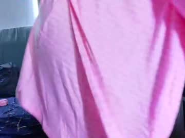 alanis_22