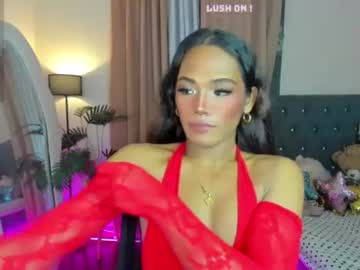 sissy_ella6