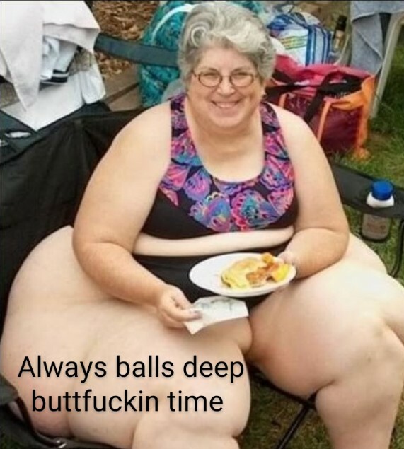 Big heavy fat ass buttcheeks for daily shitpackin — 28